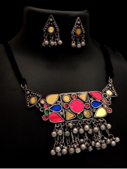 Ethnic-oxidized-jewelry-AKEATON30